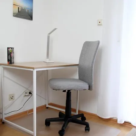 Brise Apartment Nahe Leipziger Messe - Porsche - Bmw - Dhl - Wlan - Parkplatz Leipzig