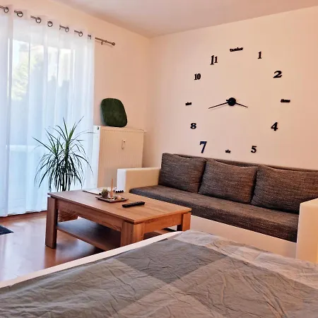 Apartment Brise Business Apartment: Location For Corporate Travelers *